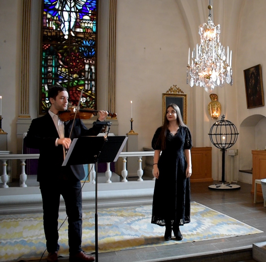Singing 'Fac ut Portem' from Stabat Mater by Pergolesi in Västerhaninge, Sweden